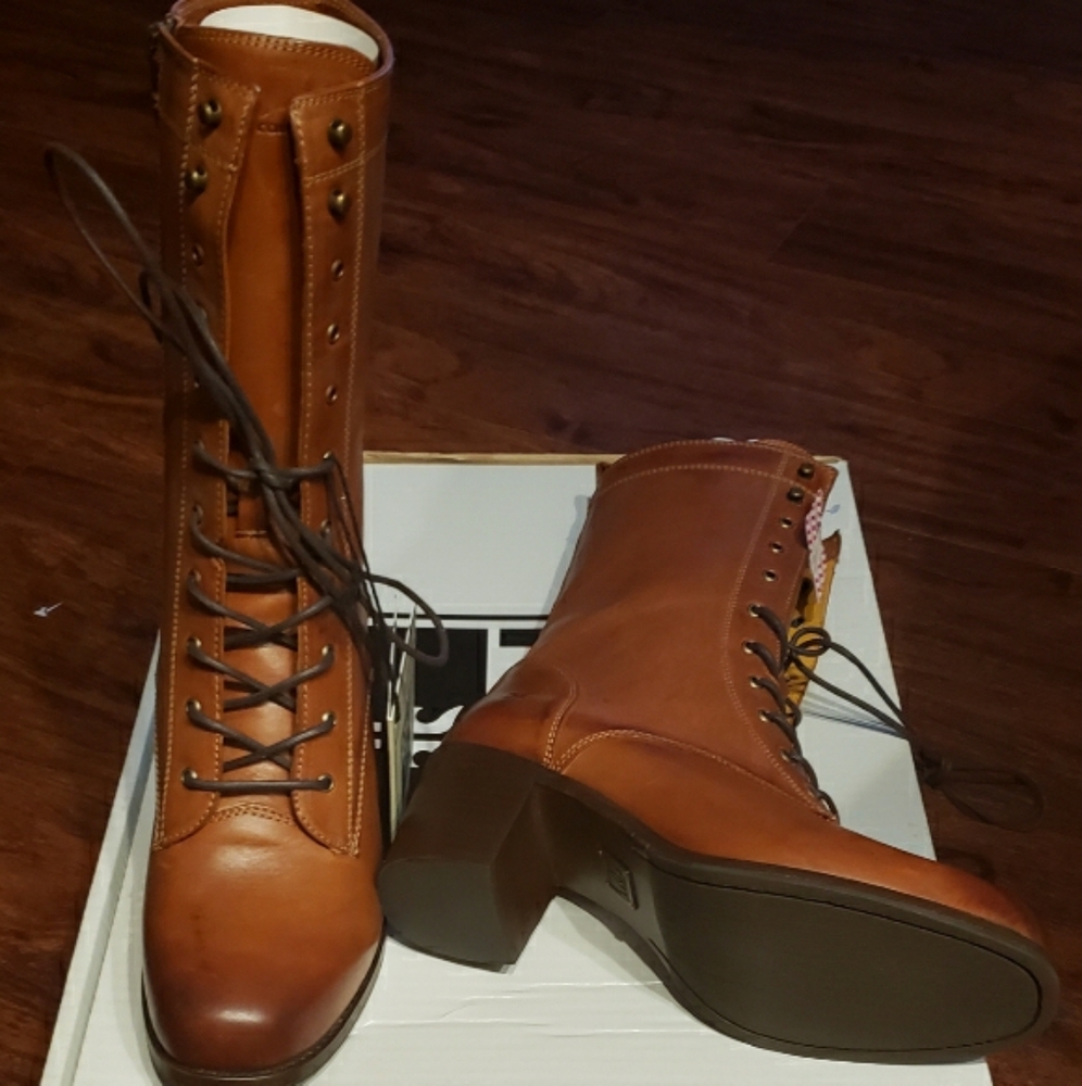 Frye Kendall Lace Up Boots